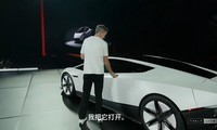 ��˹�� Roadster ���г�����ʽ����