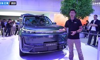 功能齐全又实惠 车展体验吉利银河M9