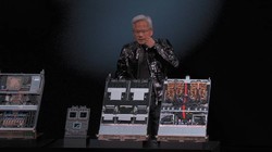 Ӣΰ��CEO����ѫCES 2026ֱ���