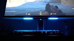 ̩̹���Ųֵ�X276S+�羺��ʾ�����������Ѷ��������Ƽ���ǰ����