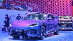 29.98 ��Ԫ���ǽ� RX �ɶ���չ���㣬V9��R7 ̨ͬ����