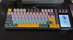 键盘屏幕可以做多大？3.98寸还带触摸，狼蛛L99首发开箱