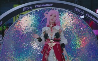 ѴԪEOSʺӰƷչʾ