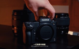 һ�������л�������Ƶ?��GFX 100 II̽��ɳ�صĻƽ�֮��